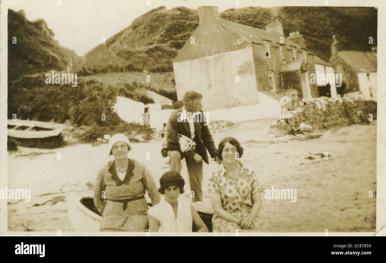 Ty Coch Inn, Porthdinllaen, Morfa Nefyn, Pwllheli, Llyn Peninsula, Gwynedd, pays de Galles. Date: 1920 Banque D'Images