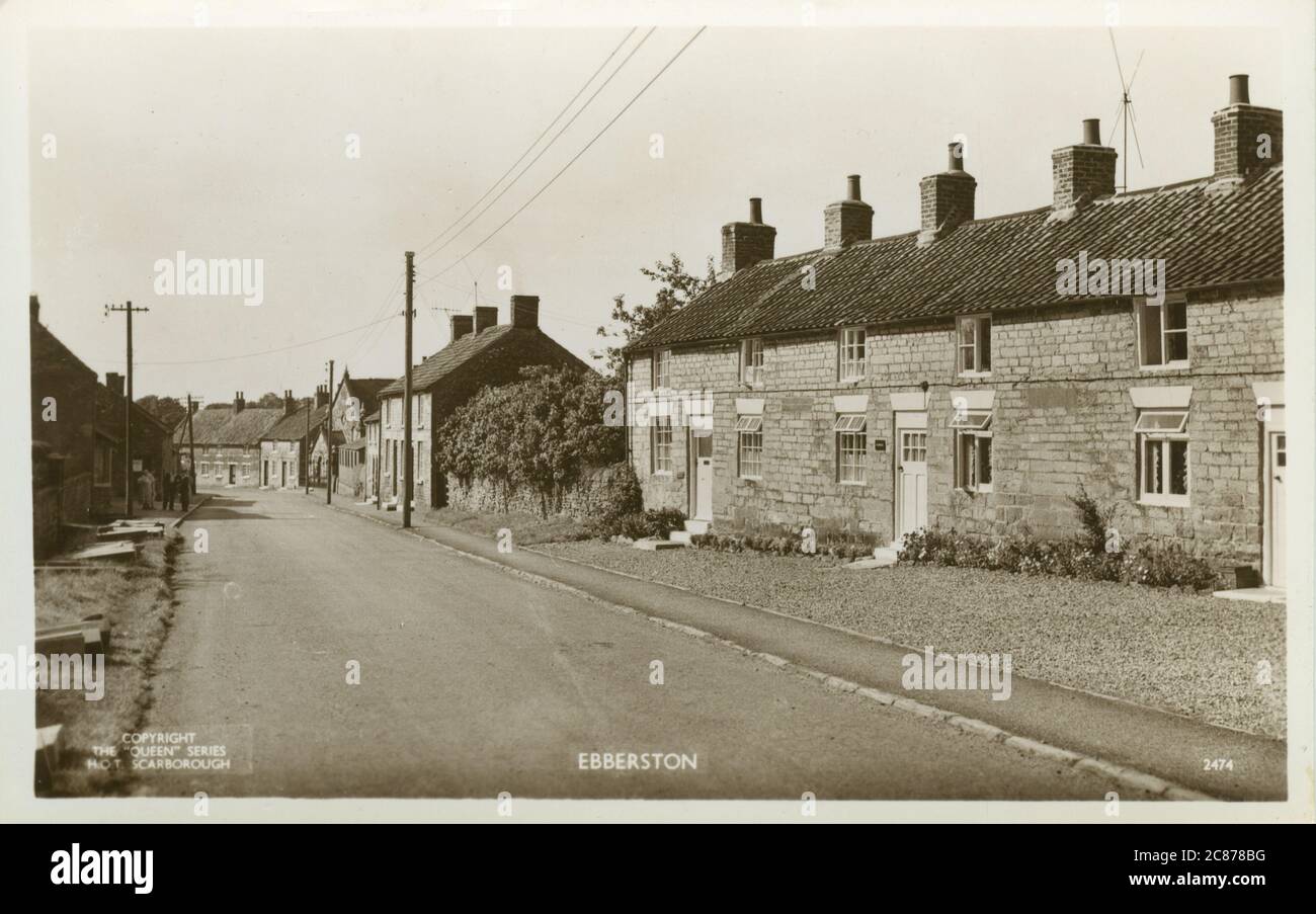 Main Street, Ebberston, Scarborough, Ryedale, Yorkshire, Angleterre. Banque D'Images