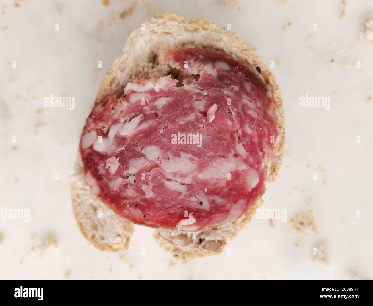 Panneau e salame, pain et salami, hors-d'œuvre typique du nord de l'Italie Banque D'Images