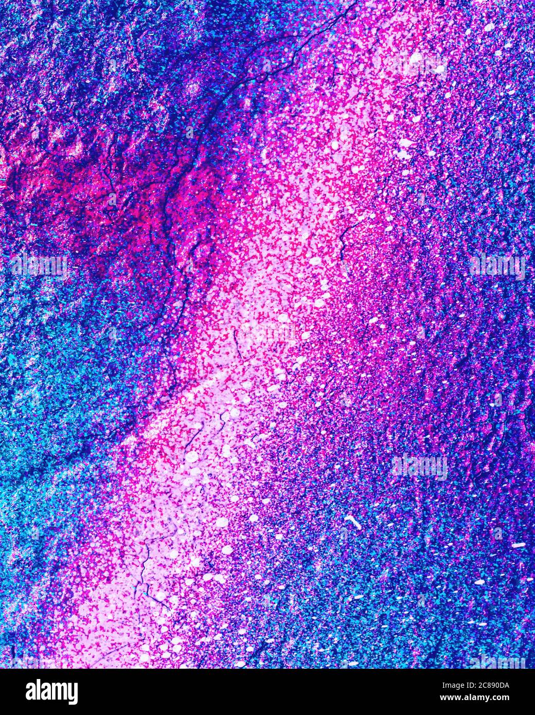 Fragment de graffitis colorés peints sur un mur. Abstrait toile lumineuse pour la conception. Banque D'Images