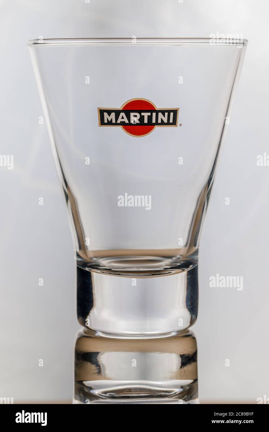 Verres à martini vintage Photo Stock - Alamy