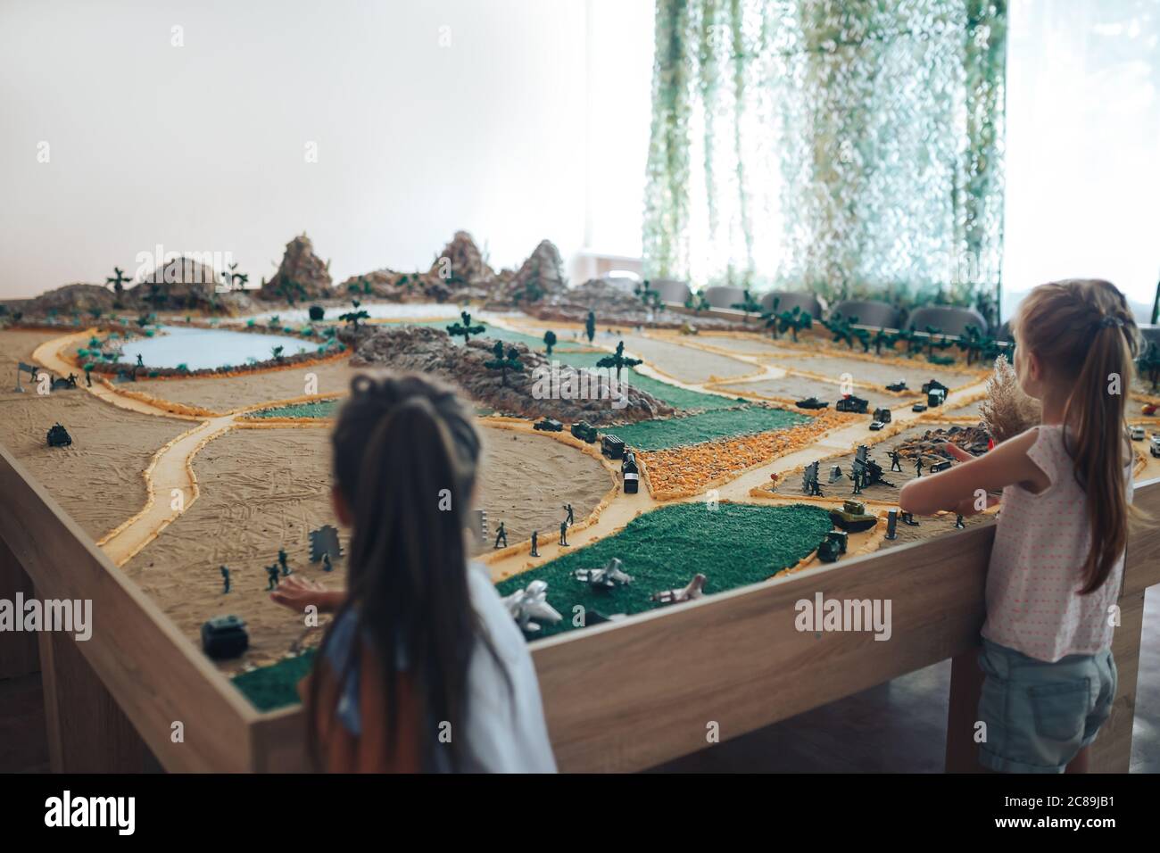 Formation militaire initiale des écoliers à l'éducation scolaire, plan stratégique d'activités militaires, planification d'actions militaires sous la forme d'un Banque D'Images