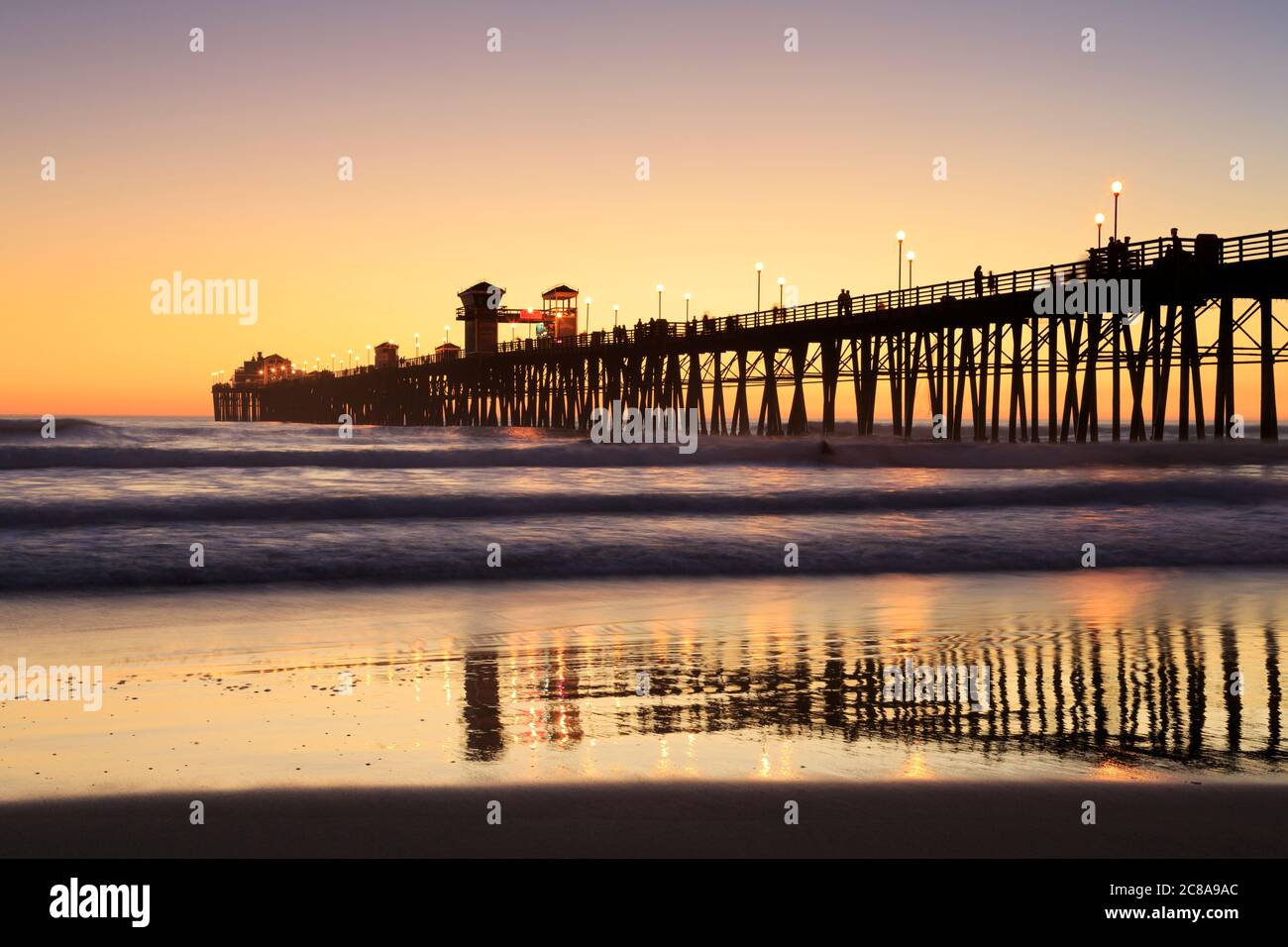 Coucher de soleil à Oceanside Pier, Oceanside, Californie, États-Unis Banque D'Images