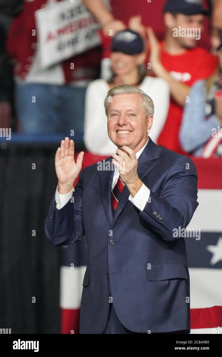 Le sénateur américain Lindsey Graham de Caroline du Sud lors du grand rassemblement Keep America au North Charleston Coliseum le 28 2020 février à North Charleston, Caroline du Sud. Banque D'Images