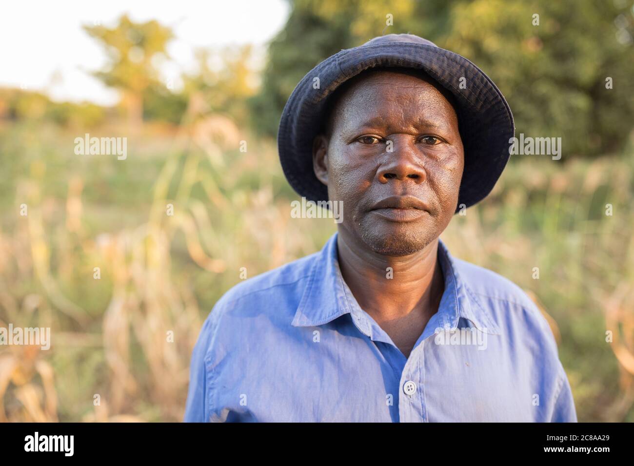 Anthony Kimeu (47) est un super-agriculteur chef du projet Isaiah 58. Projet LWR Esaïe 58 - Comté de Makueni, Kenya. Janvier 2018. Photo de Jake Lye Banque D'Images