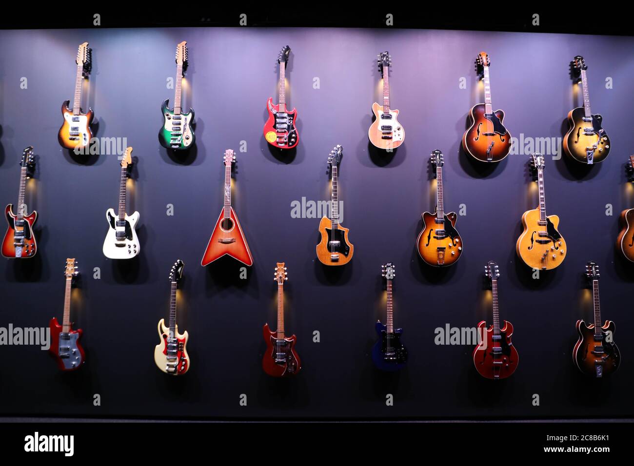 Sydney, Australie. 23 juillet 2020. Le musée Powerhouse a annoncé Maton:  Australia's Guitar, une exposition de la plus grande rétrospective du plus  grand fabricant de guitares d'Australie Maton. La plus grande exposition