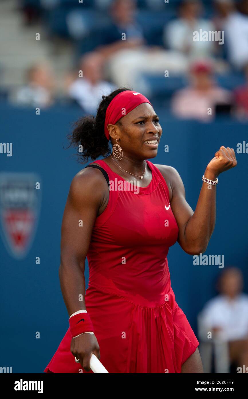 Serena Williams lors de son premier match de rond à l'US Open 2008 à Flushing Meadows, New York. Banque D'Images