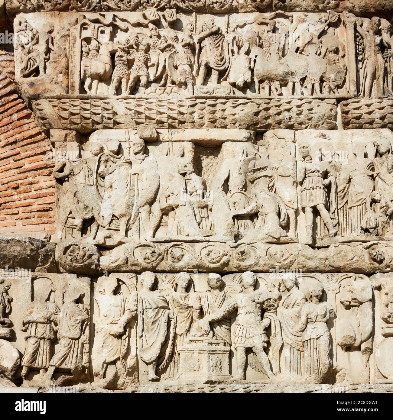 Détail de l'ancien bas-relief sur l'Arche de Galerius à Thessalonique,  Grèce Photo Stock - Alamy