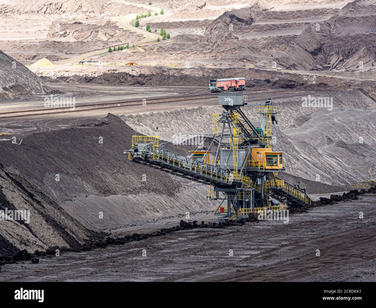 Exploitation minière de charbon brun à Welzow Süd, l'une des plus importantes mines de lignite à charbon brun moulé ouvertes en Allemagne, près de Cottbus, dans l'État de Bran Banque D'Images