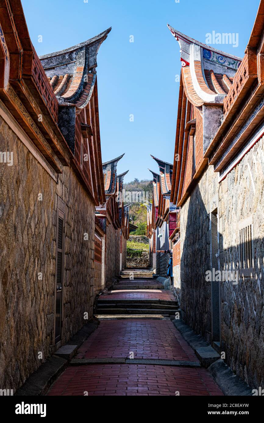 Taïwan, Kinmen, Jinsha, Alley entre les maisons traditionnelles dans le village de la culture populaire de Kinmen Banque D'Images