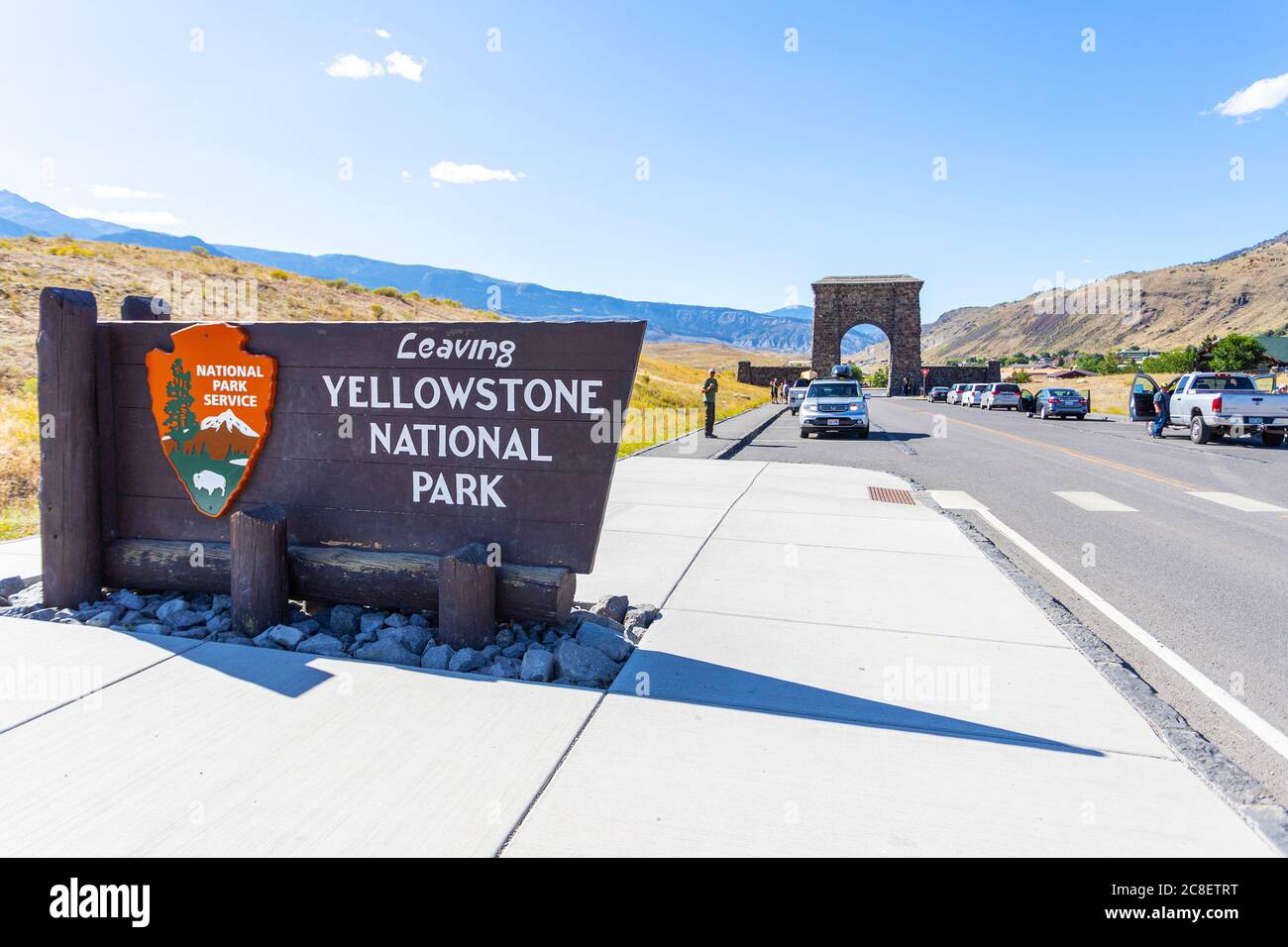 Montana, États-Unis - 28 août 2019 : panneau d'entrée nord à l'entrée de Roosevelt Arch du parc national de Yellowstone à Gardiner, Montana, États-Unis. Banque D'Images