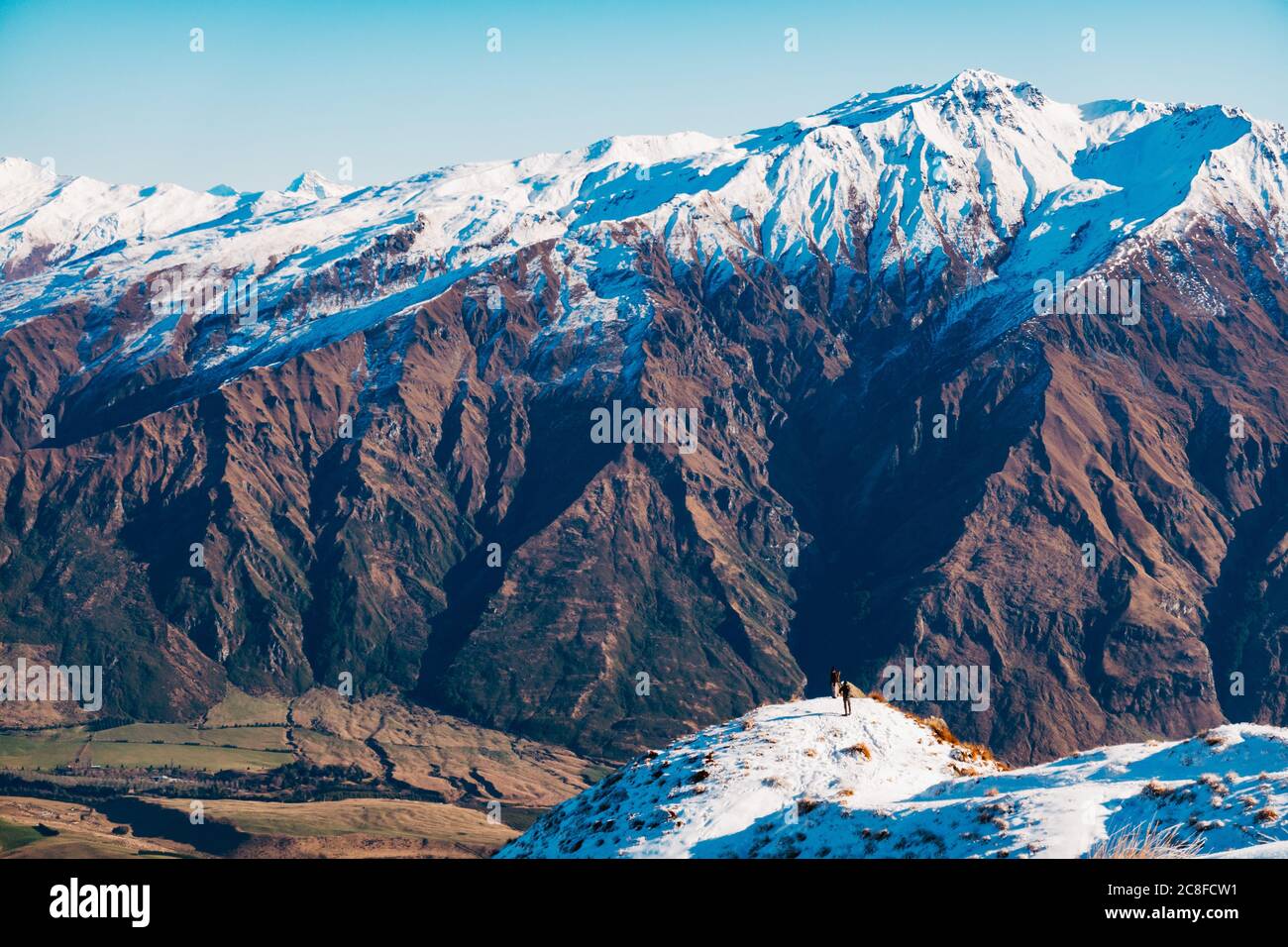 Les montagnes Harris dans les Alpes du Sud de la Nouvelle-Zélande, vues depuis la piste de Roys Peak Track Banque D'Images