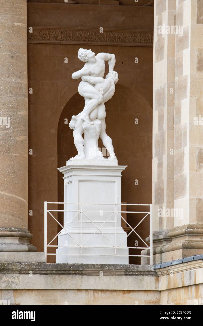 Statues à l'extérieur de Stowe House Banque D'Images