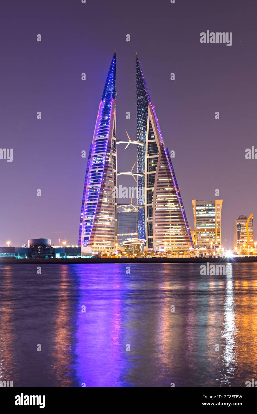 Vue sur World Trade Center et Skyline de Manama dans le Royaume de Bahreïn Banque D'Images