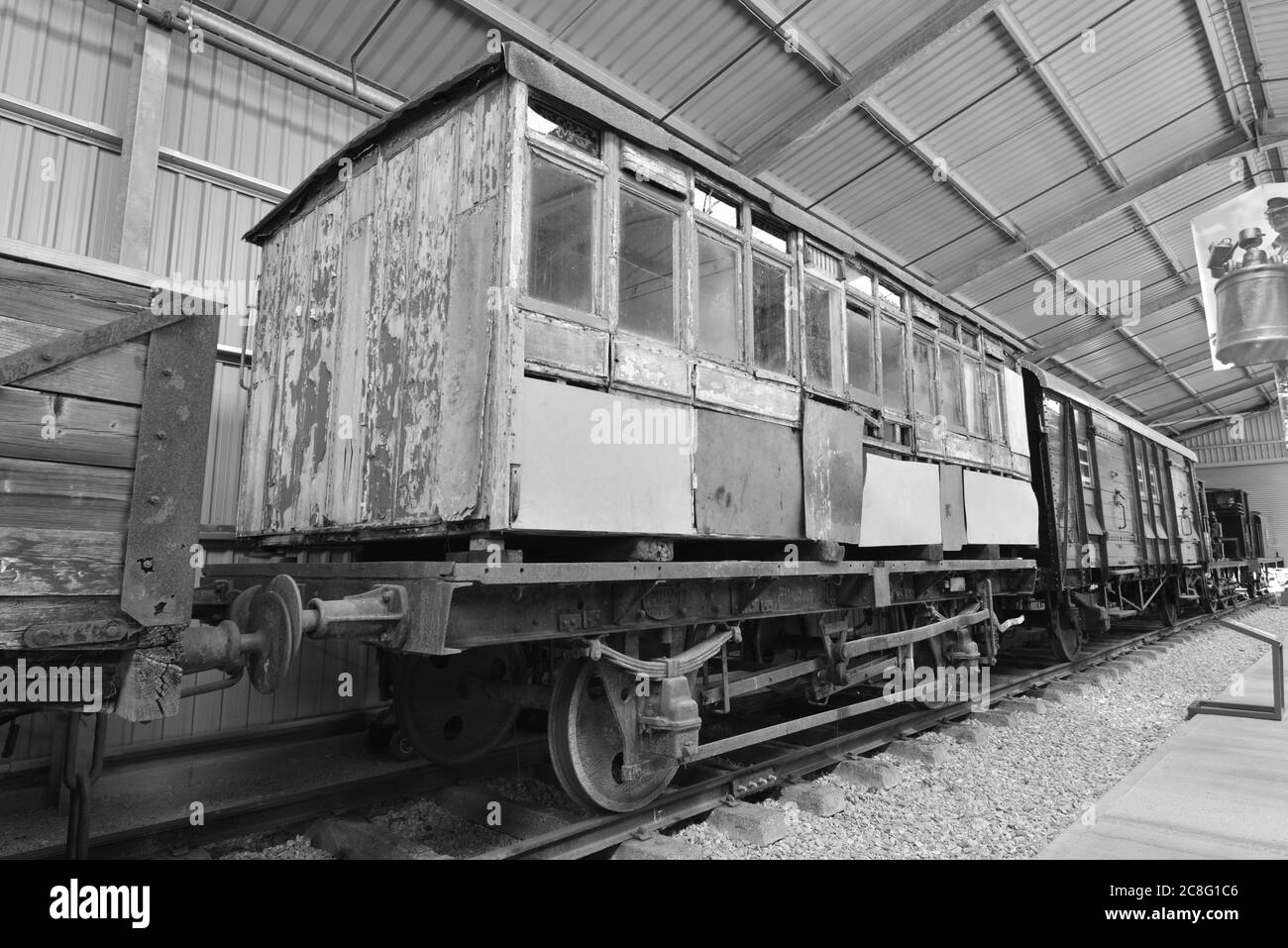 Un train de Rotten dans un entrepôt. Banque D'Images