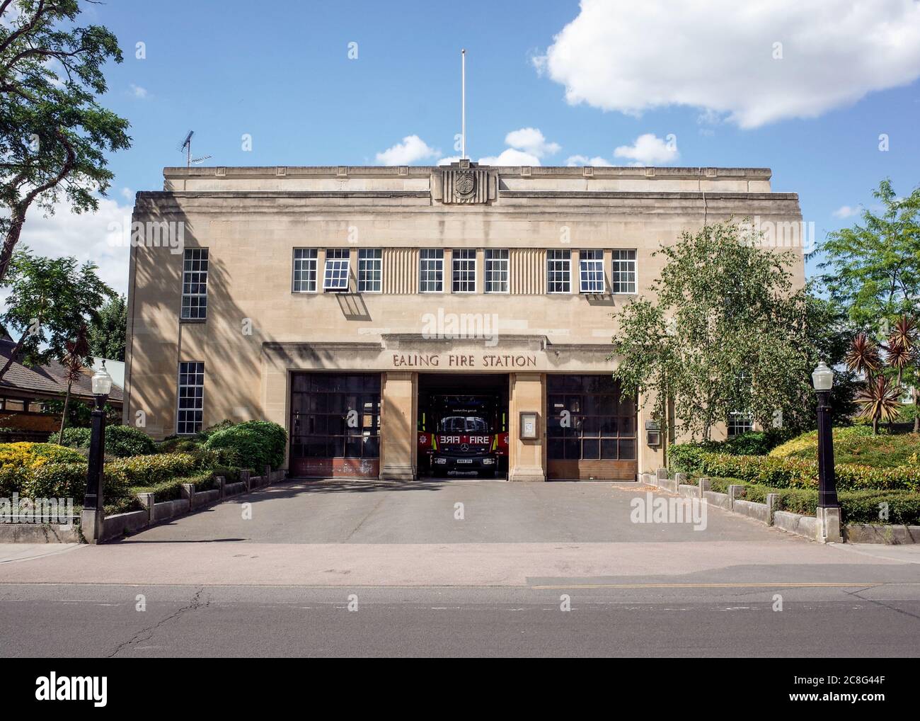 Ealing Fire Station, Uxbridge Road West London Banque D'Images