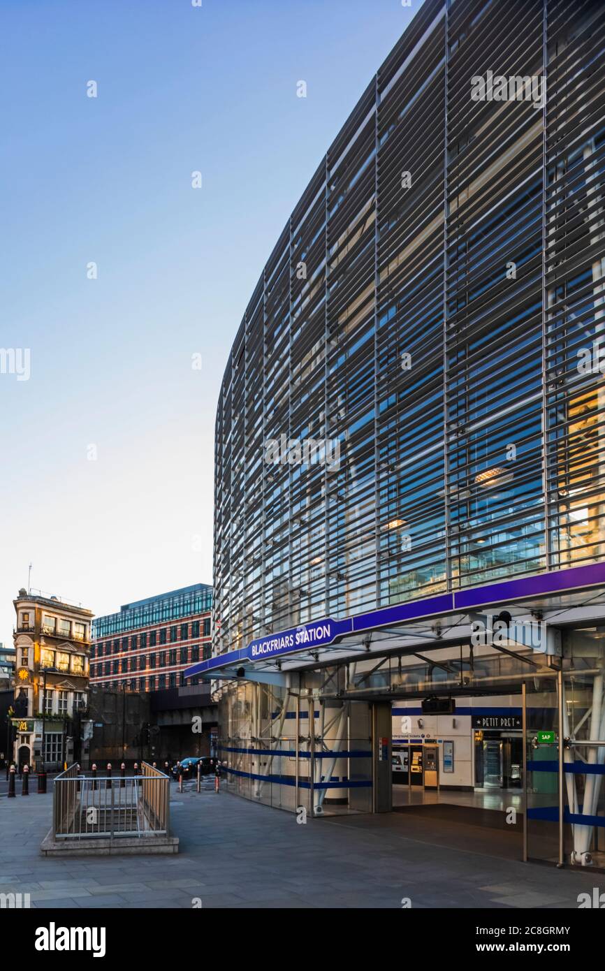 Gare de Londres Blackfriars Banque D'Images