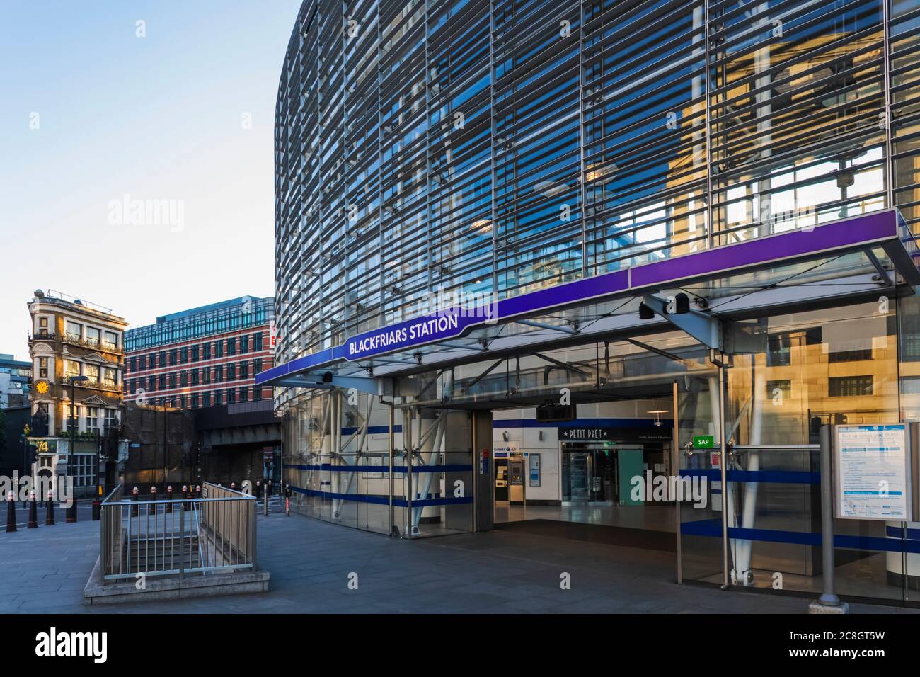 Gare de Londres Blackfriars Banque D'Images
