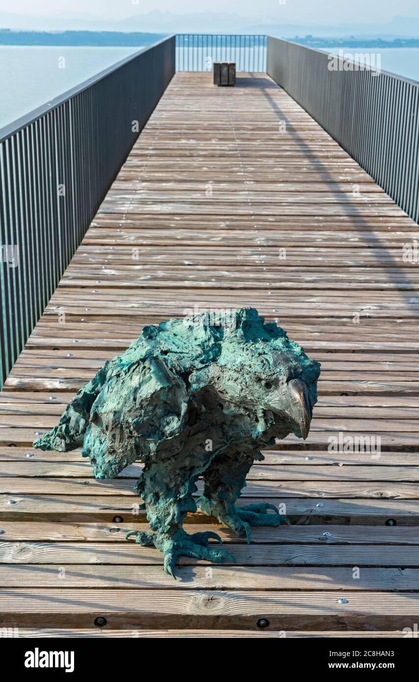 Suisse, Neuchâtel, Quai Osterwald, la Passerelle de l'utopie (le pont de l'utopie) sculpture d'oiseaux sur la jetée Banque D'Images