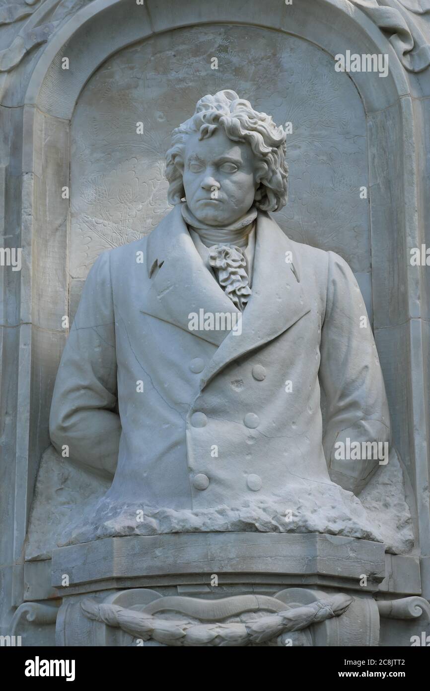 Statue de Ludwig van Beethoven dans le parc Tiergarten de Berlin en Allemagne Banque D'Images