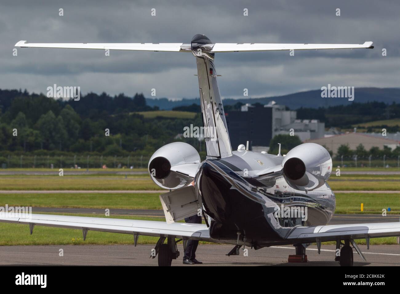 Glasgow, Écosse, Royaume-Uni. 23 juillet 2020. Photo : sur fond d'Airbus A319/A320/A321 de British Airways (BA), la deuxième piste de l'aéroport de Glasgow attend leur sort de vente ou de stockage. Depuis mars, ces avions sont inactifs sur le tarmac des aéroports, doe à la crise mondiale du coronavirus (COVID19). Crédit : Colin Fisher/Alay Live News. Banque D'Images