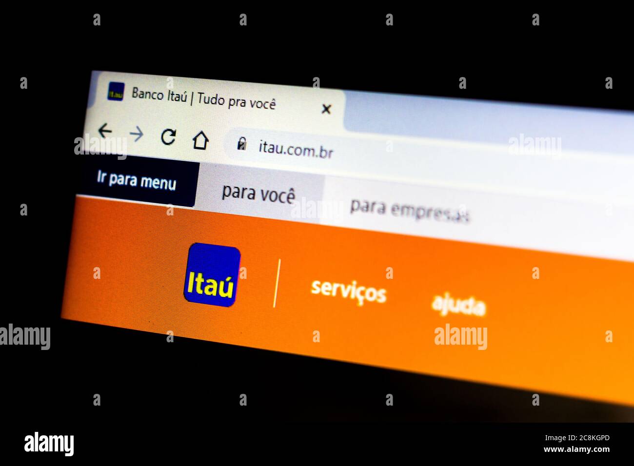 Brésil. 25 juillet 2020. Dans cette illustration, le site officiel de Banco Itaú est affiché sur un écran d'ordinateur crédit: SOPA Images Limited/Alay Live News Banque D'Images