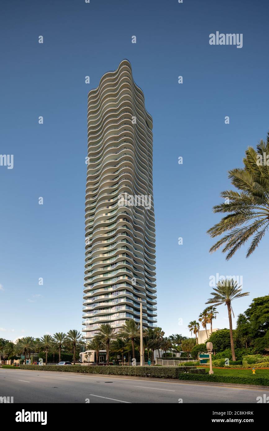 Photo de Regalia Miami Sunny Isles Beach 19575 Collins Ave Banque D'Images