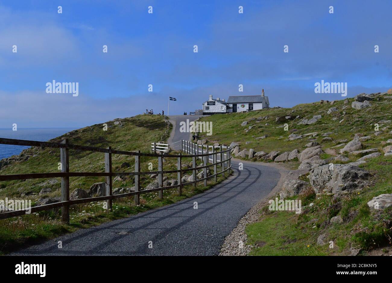 17 juillet National Trust Mayon Cliff's Walk entre Sennen Cove et Land's End à Cornwall, un après-midi chaud. Crédit photo Robert Timoney Banque D'Images