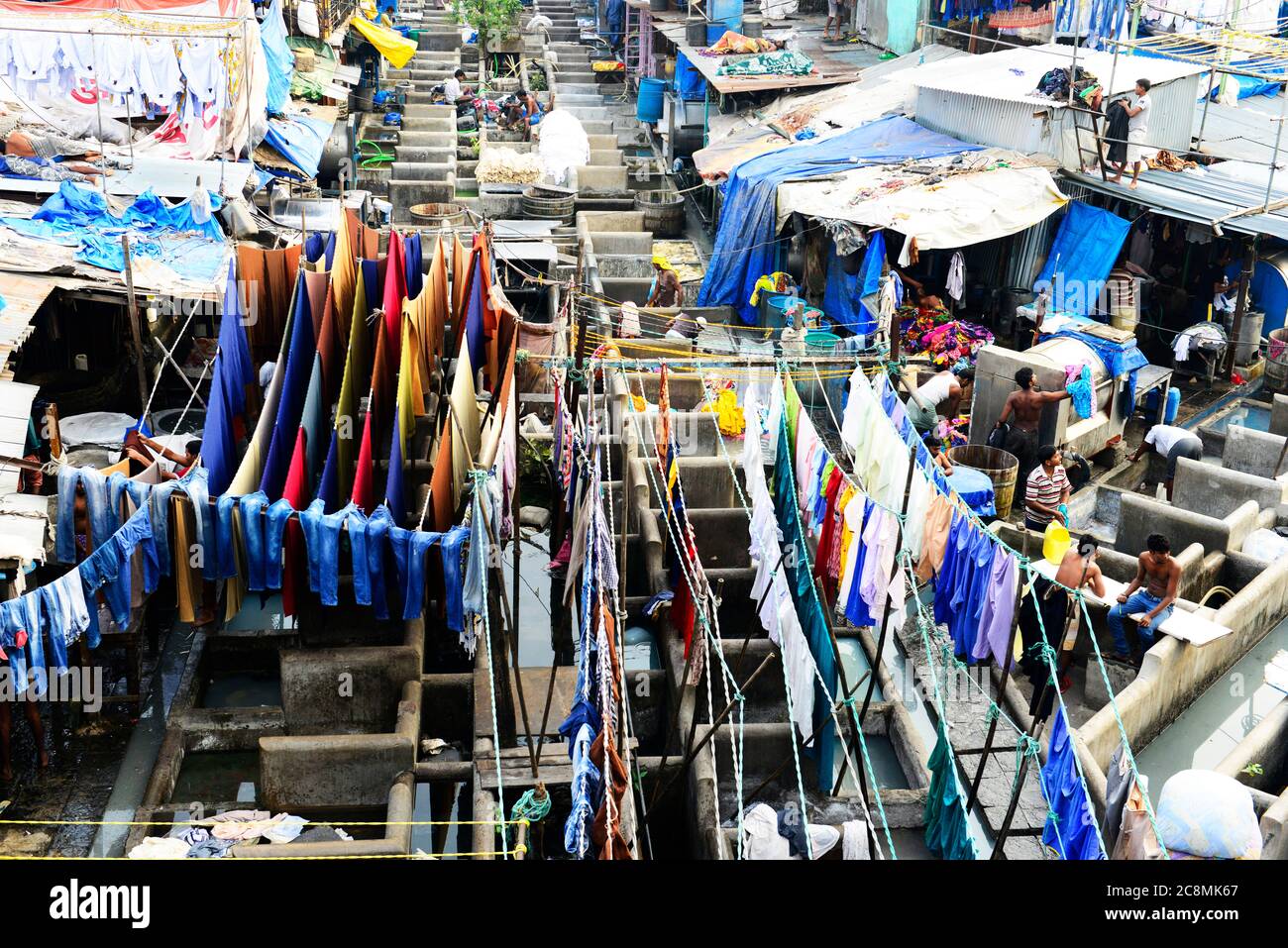 La blanchisserie en plein air Saat Raasta Dhobi Ghat près de la gare de Mahalaxmi à Mumbai. Banque D'Images