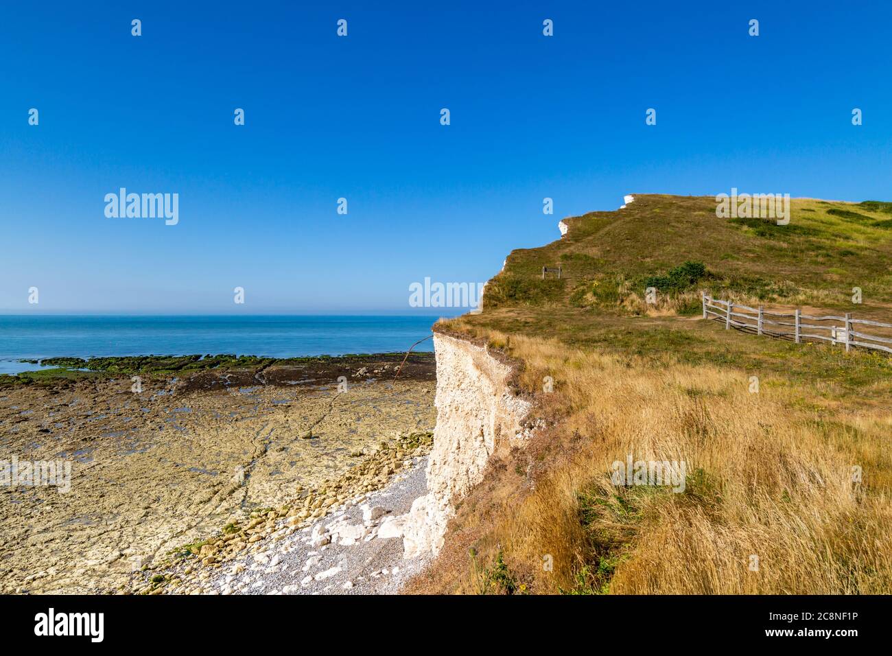 Seaford Head falaise le long de la côte du Sussex, le matin ensoleillé de l'été Banque D'Images