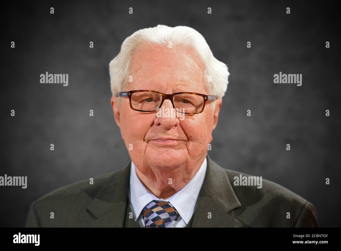 Munich, Allemagne. 26 juillet 2020. PHOTO ASSEMBLÉE: L'ancien président du SPD Hans-Jochen Vogel est mort. Il est mort à Munich à l'âge de 94 ans et a succombé à la maladie de Parkinson. Archive photo: Hans Jochen VOGEL, ancien politicien SPD, image individuelle rognée, motif unique, portrait, portrait, portrait. « People at Maischberger », talk show, 10 avril 2014. | utilisation dans le monde crédit : dpa/Alay Live News Banque D'Images