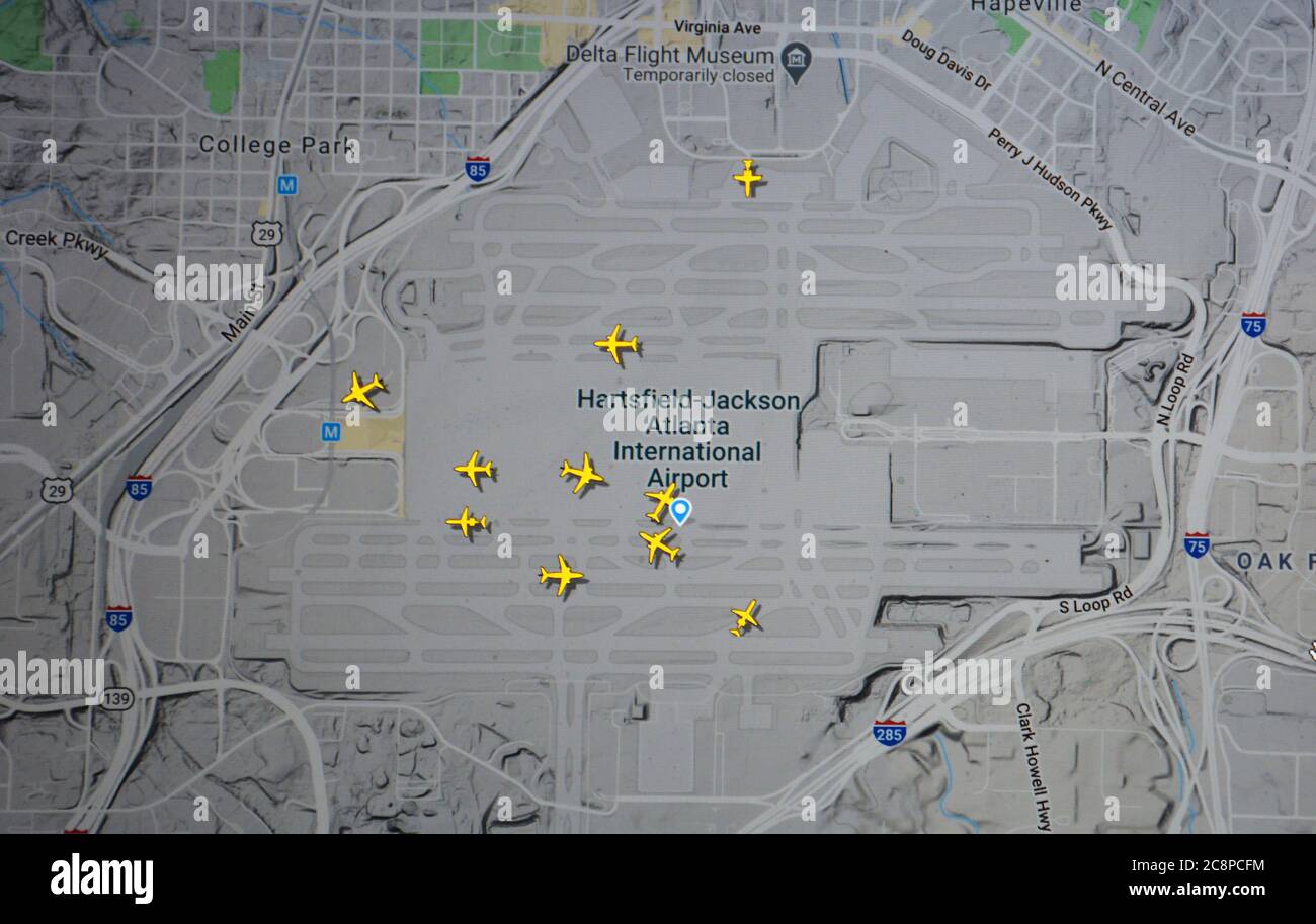 Trafic aérien au-dessus de l'aéroport Hartsfield-Jackson d'Atlanta (26 juillet 2020, UTC 17.10) sur Internet avec le site Flightracar 24, pendant la pandémie du coronavirus Banque D'Images