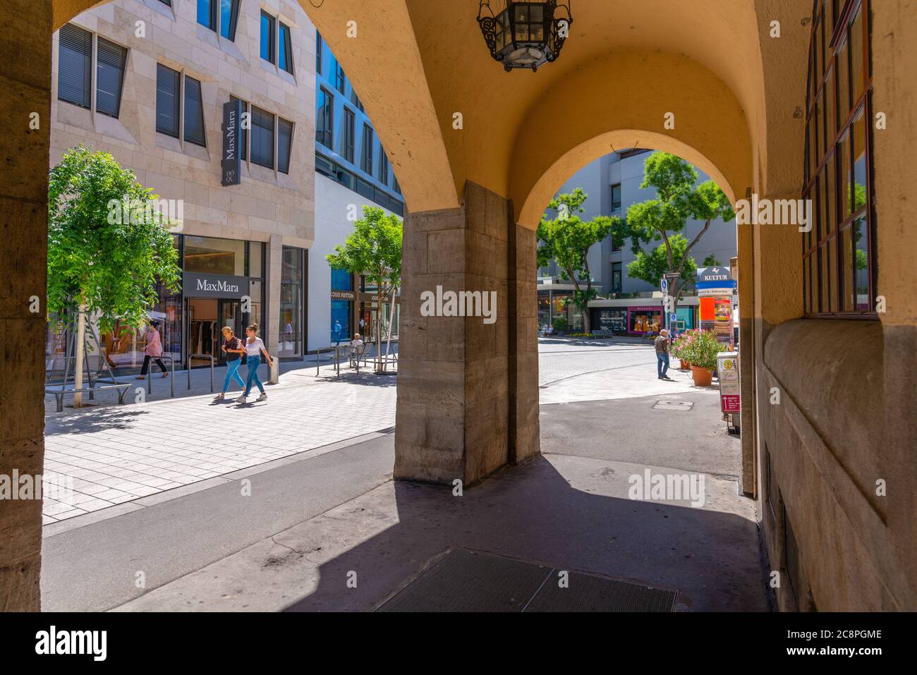 Schillerplatz, centre ville, Stuttgart, Bade-Wurtemberg, Allemagne du Sud, Europe centrale Banque D'Images