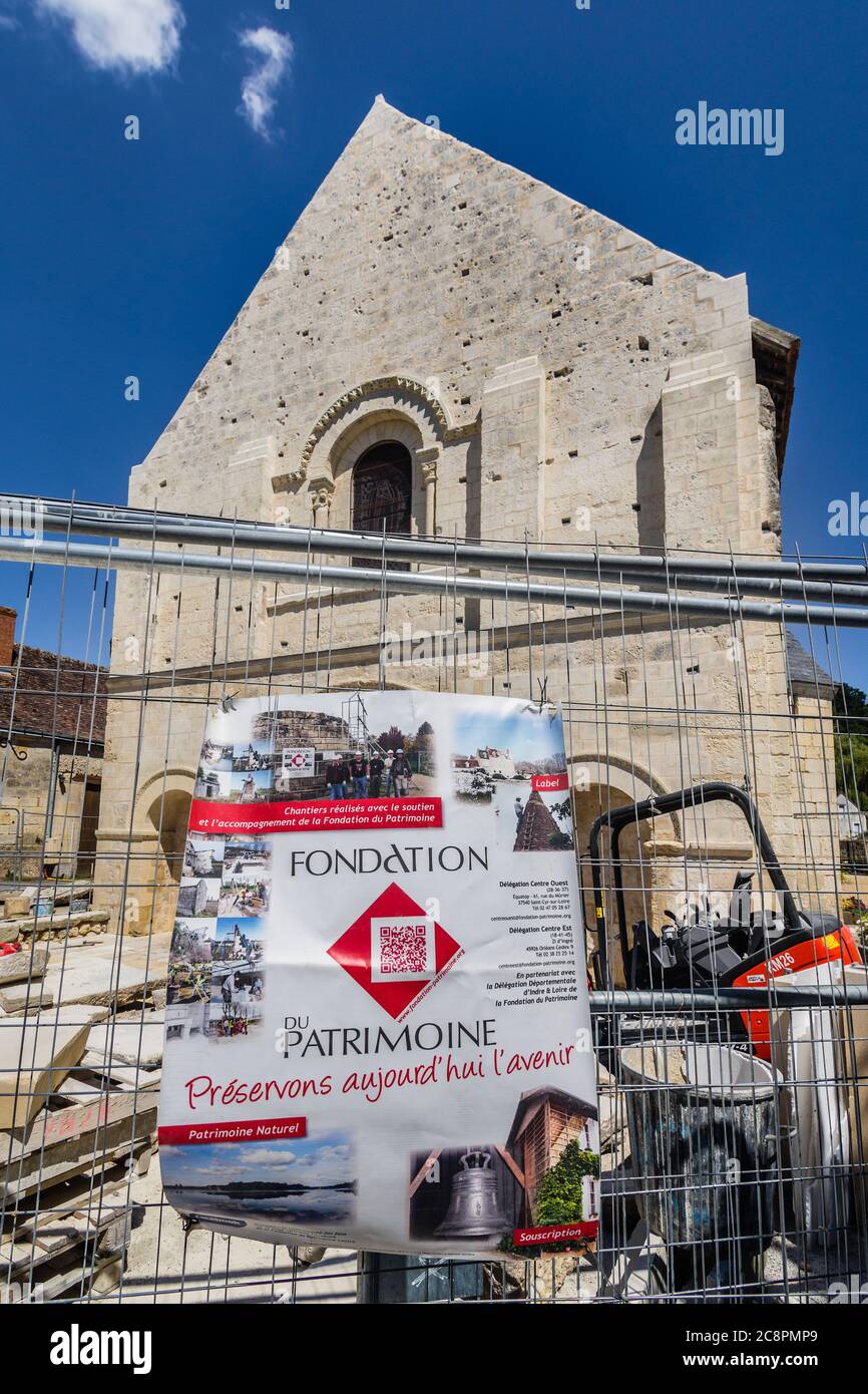 Travaux de rénovation de l'église du village historique - la celle-Guenand, Indre-et-Loire, France. Banque D'Images