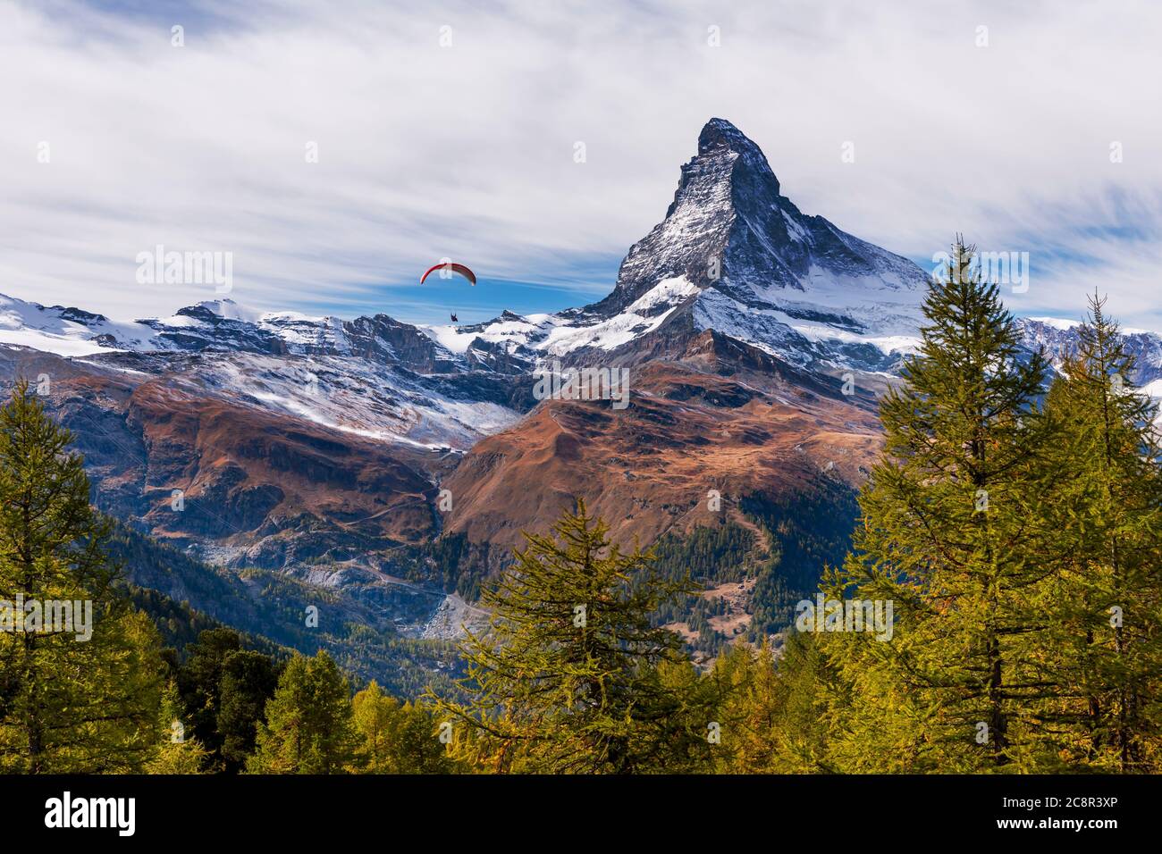 Zermatt in autumn Banque de photographies et d'images à haute résolution -  Alamy