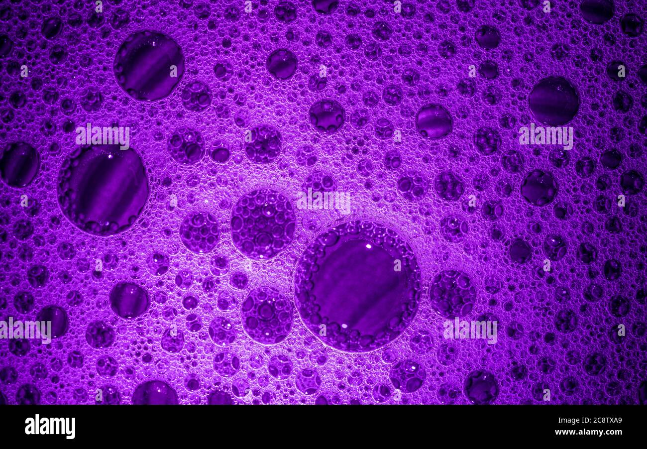 Gros plan de bulles de savon colorées Banque D'Images