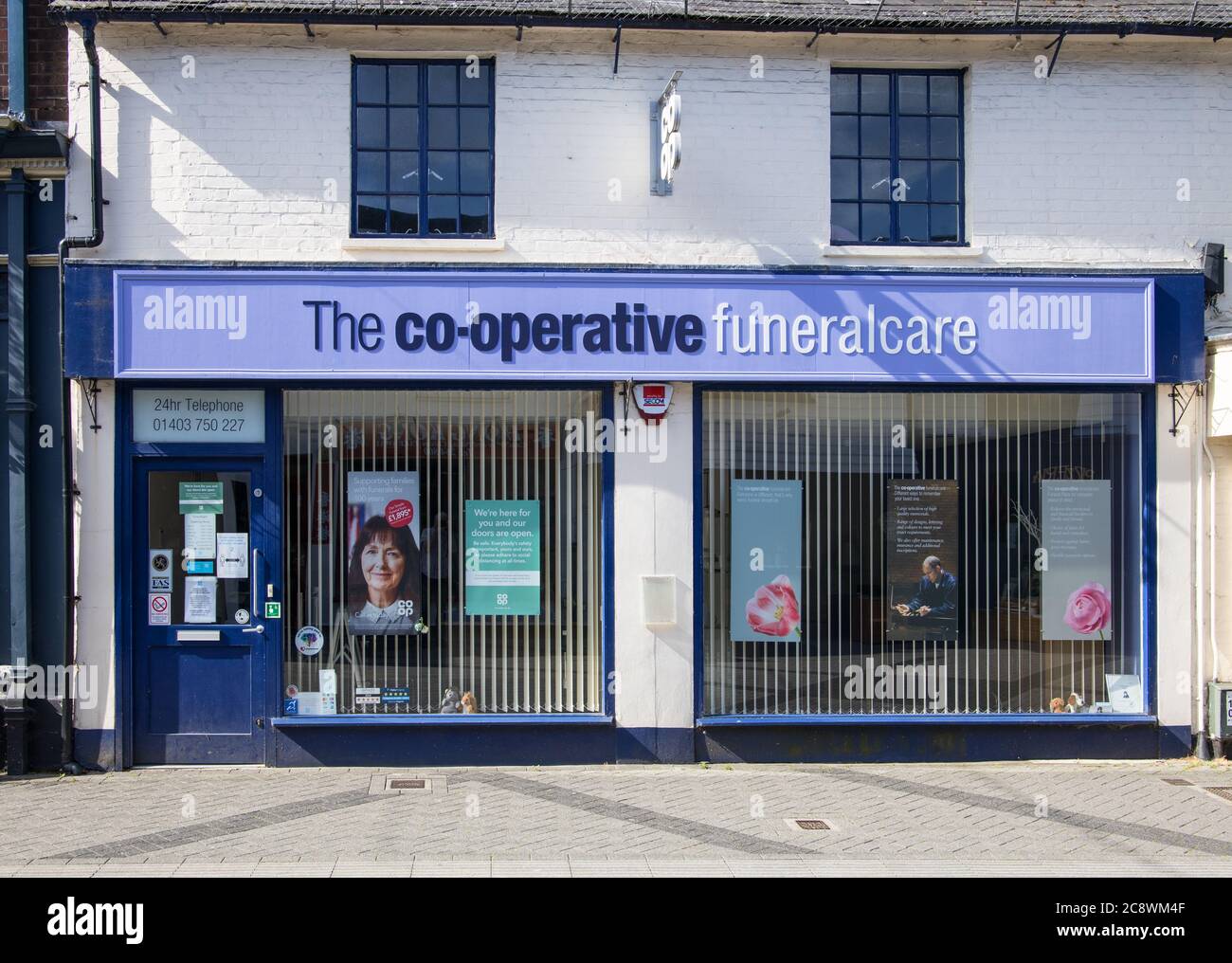 le service funéraire coopératif dans le centre-ville de horsham, à l'ouest du sussex Banque D'Images