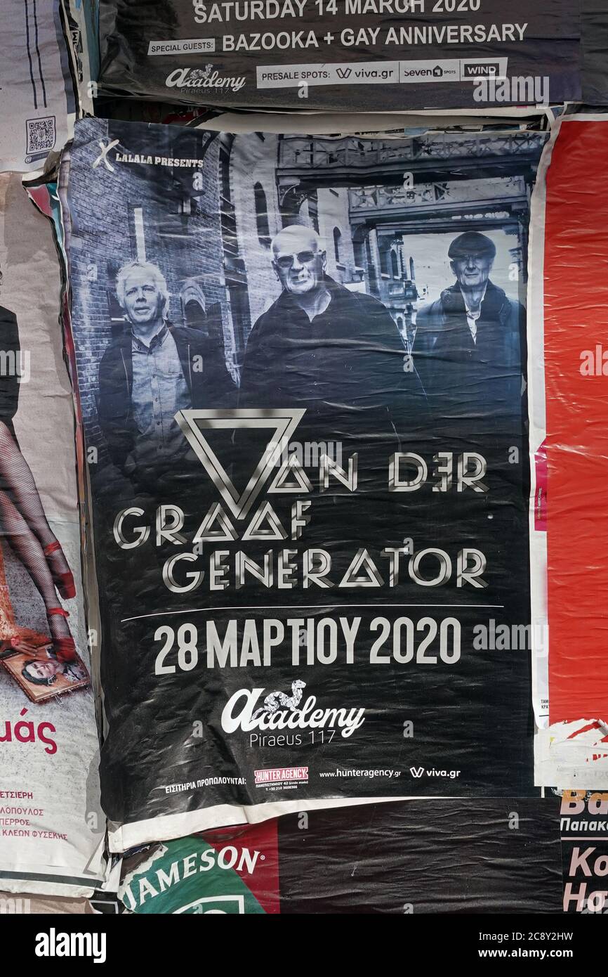 Athènes, Grèce - 7 juin 2020 : affiche du concert de rock Van Der Graaf Generator sur panneau d'affichage. Ce spectacle en direct a été annulé à cause de covid-19 lo Banque D'Images