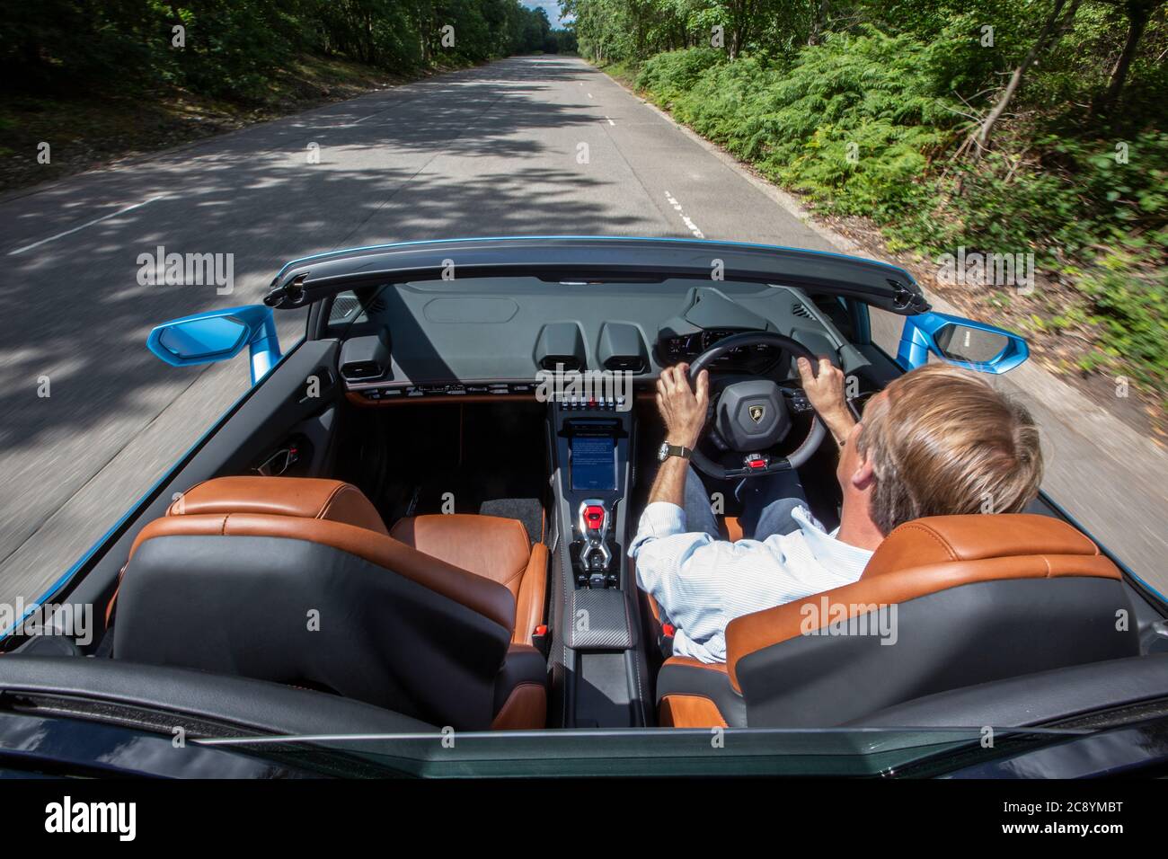 Lamborghini Huracán EVO RWD Spyder, photographié sur le circuit d'essai au sol de Longcross, Surrey, Angleterre, Royaume-Uni Banque D'Images