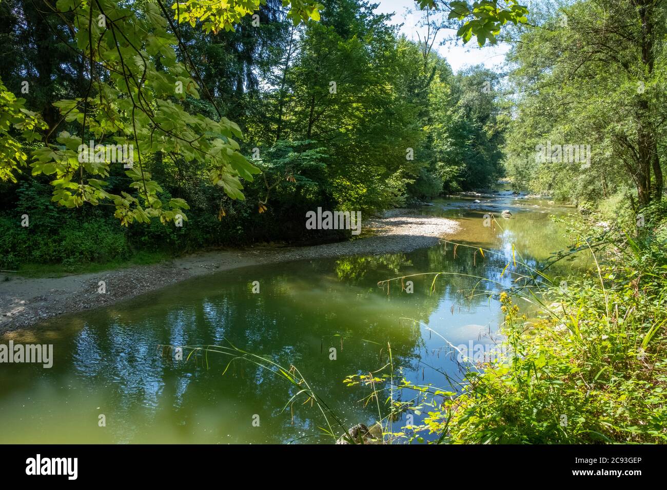 Magnifique espace de loisirs local à la rivière Leiblach à la frontière de l'Allemagne et de l'Autriche Banque D'Images