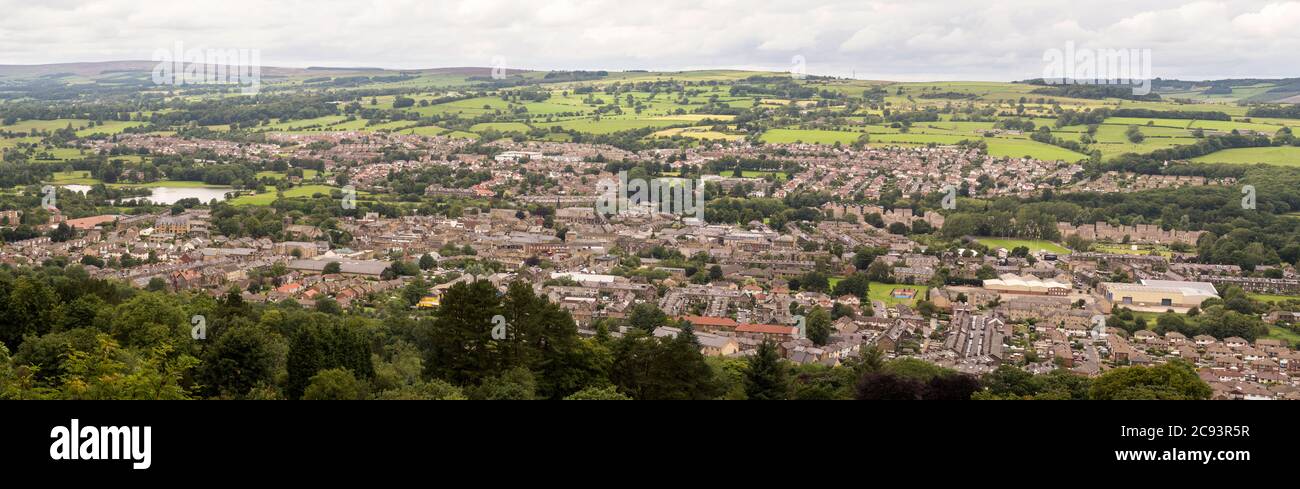 Vue panoramique sur Otley depuis le Chevon, Yorkshire, Angleterre, Royaume-Uni Banque D'Images