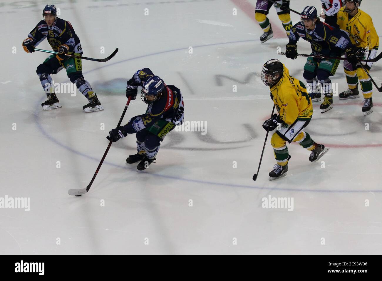 Langenthal, Kanton Berne (BE)/ Suisse - décembre 16 2018: Jeu de hockey sur glace de l'équipe élite B de SC Langenthal aigainst HCT jeunes Lions Banque D'Images