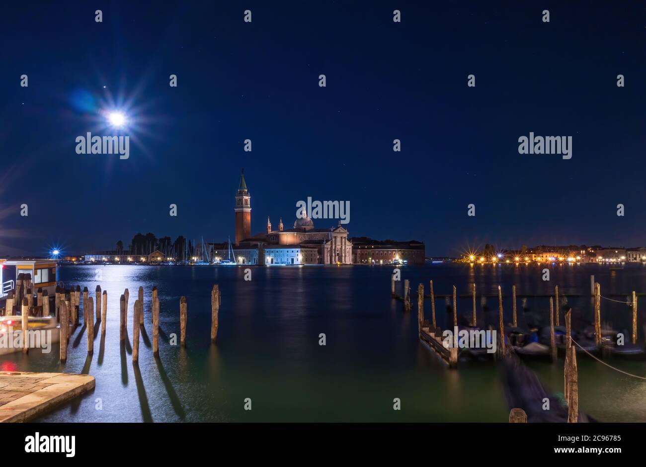 San Giorgio Maggiore et Grand Canal la nuit, Venise - Italie Banque D'Images