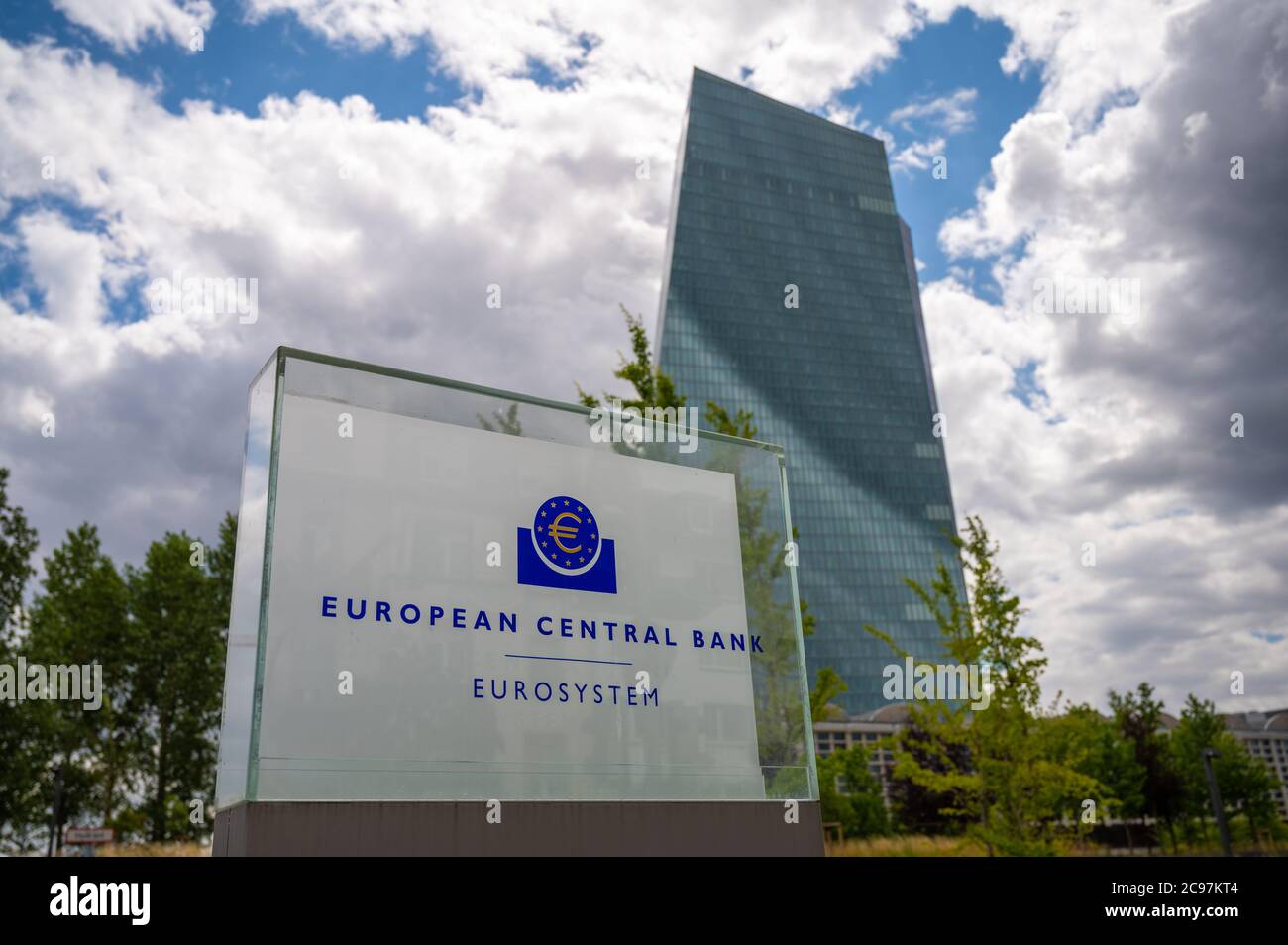 Banque centrale européenne, bâtiment principal à Francfort, en Allemagne, sur les rives du main Banque D'Images