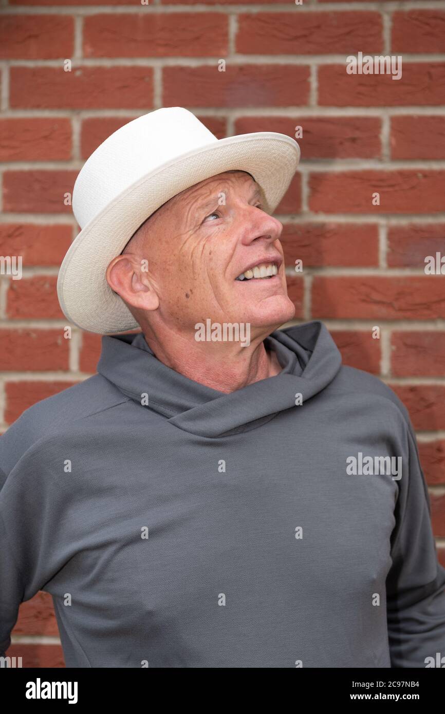 Chapeau panama pliable christys Banque de photographies et d'images à haute  résolution - Alamy