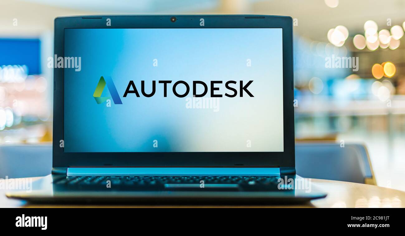 POZNAN, POL - 16 JUIN 2020 : ordinateur portable affichant le logo d'Autodesk, un fabricant américain de logiciels pour l'architecture, l'ingénierie, la construction Banque D'Images