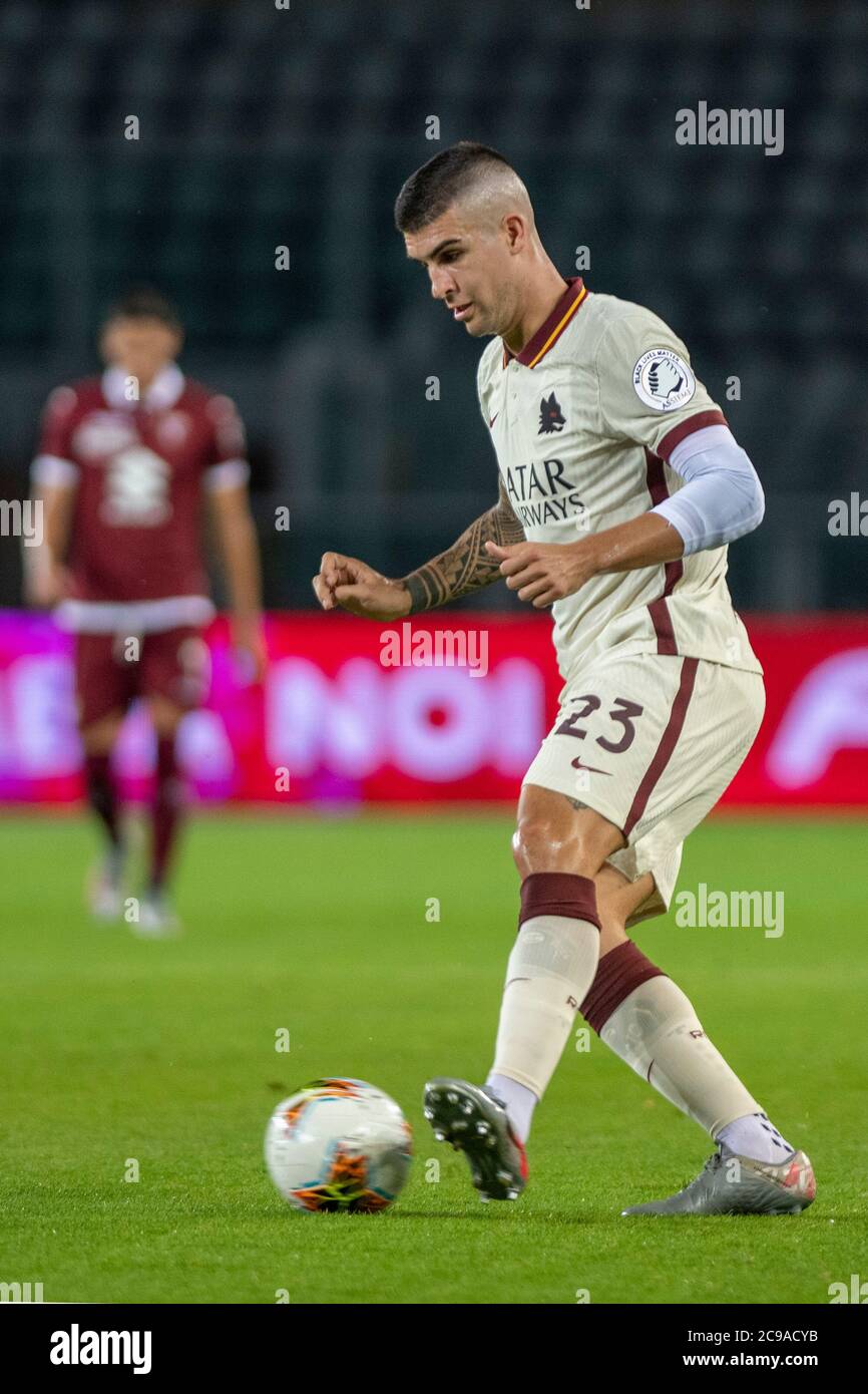 29 juillet 2020 ; Stade Olympique Grande Torino, Turin, Piémont, Italie ; Serie A football, Torino contre Roma ; Gianluca Mancini d'AS Roma sur le ballon Banque D'Images