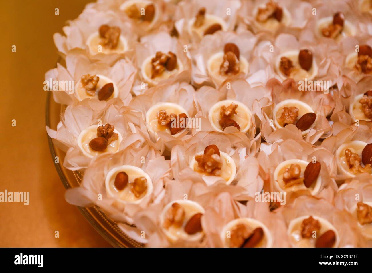 divers délicieux et beaux bonbons pour la fête et le mariage et le chocolat de réception Banque D'Images