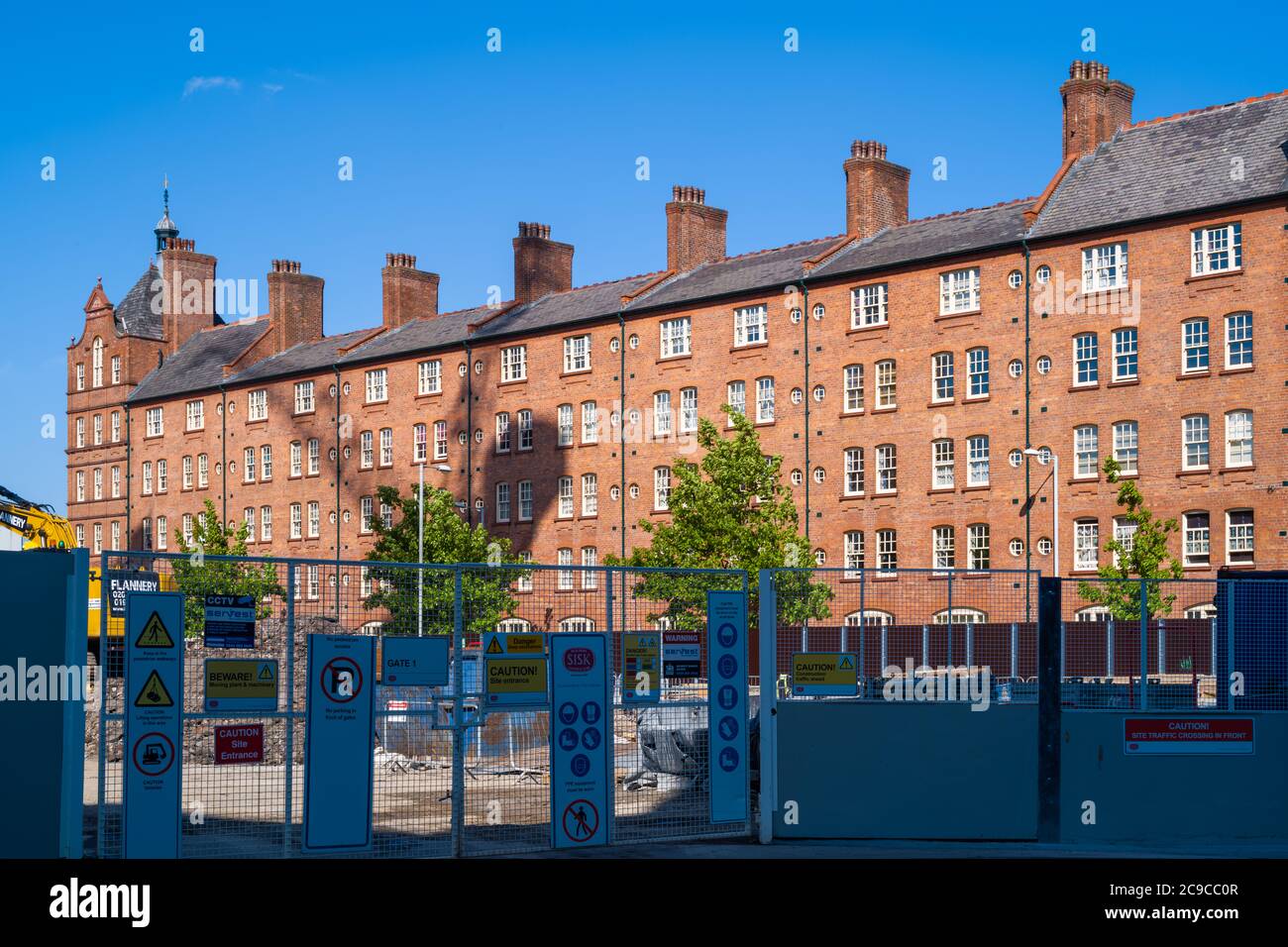 L'imposant Victoria Square, Manchester, Royaume-Uni, ouvre ses portes en 1899 pour remplacer les bidonvilles. Un nouveau développement en 2018 va masquer ce point de vue. Banque D'Images