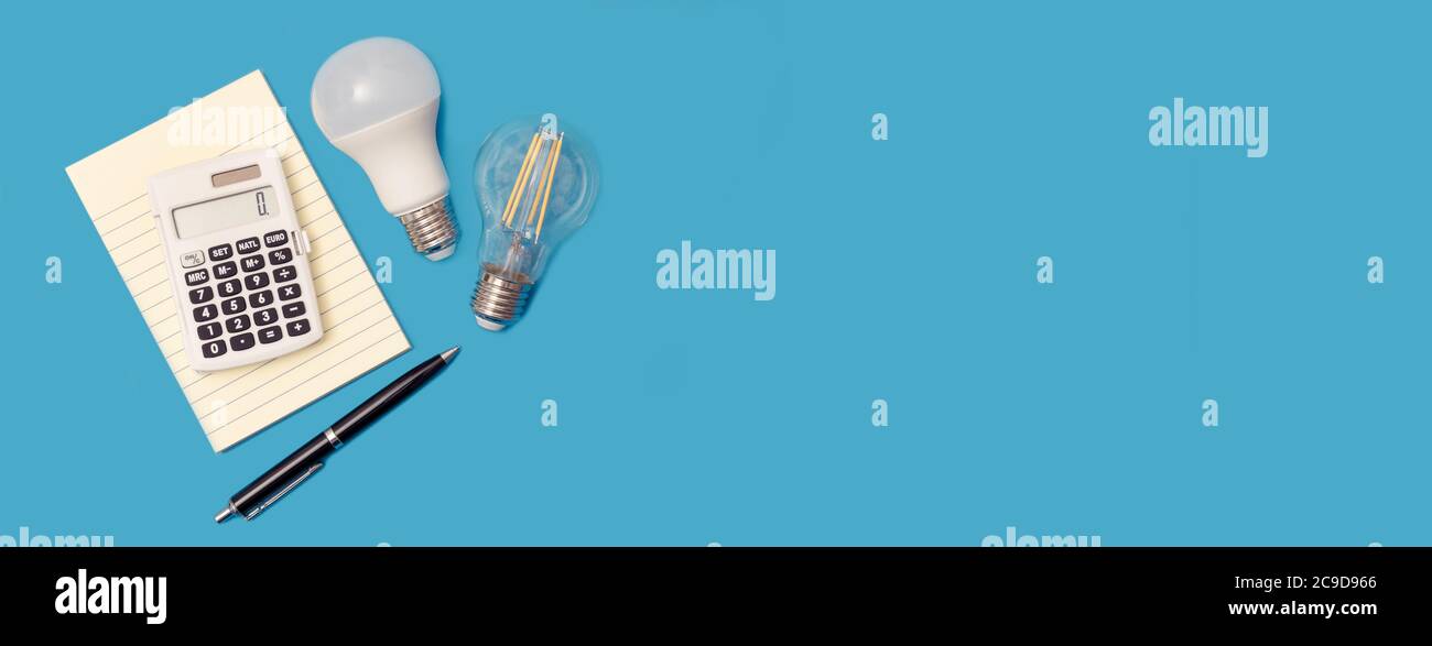 Ampoules, arrière-plan à faible consommation d'énergie avec espace de copie Banque D'Images Ampoules, arrière-plan à faible consommation d'énergie avec espace de copie Banque D'Images